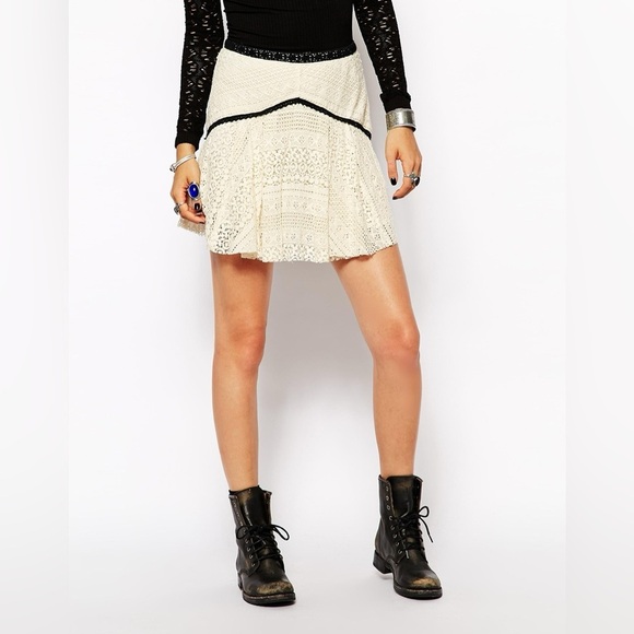 Free People Cream Lace Skirt with Black Accents 6 - Picture 14 of 14